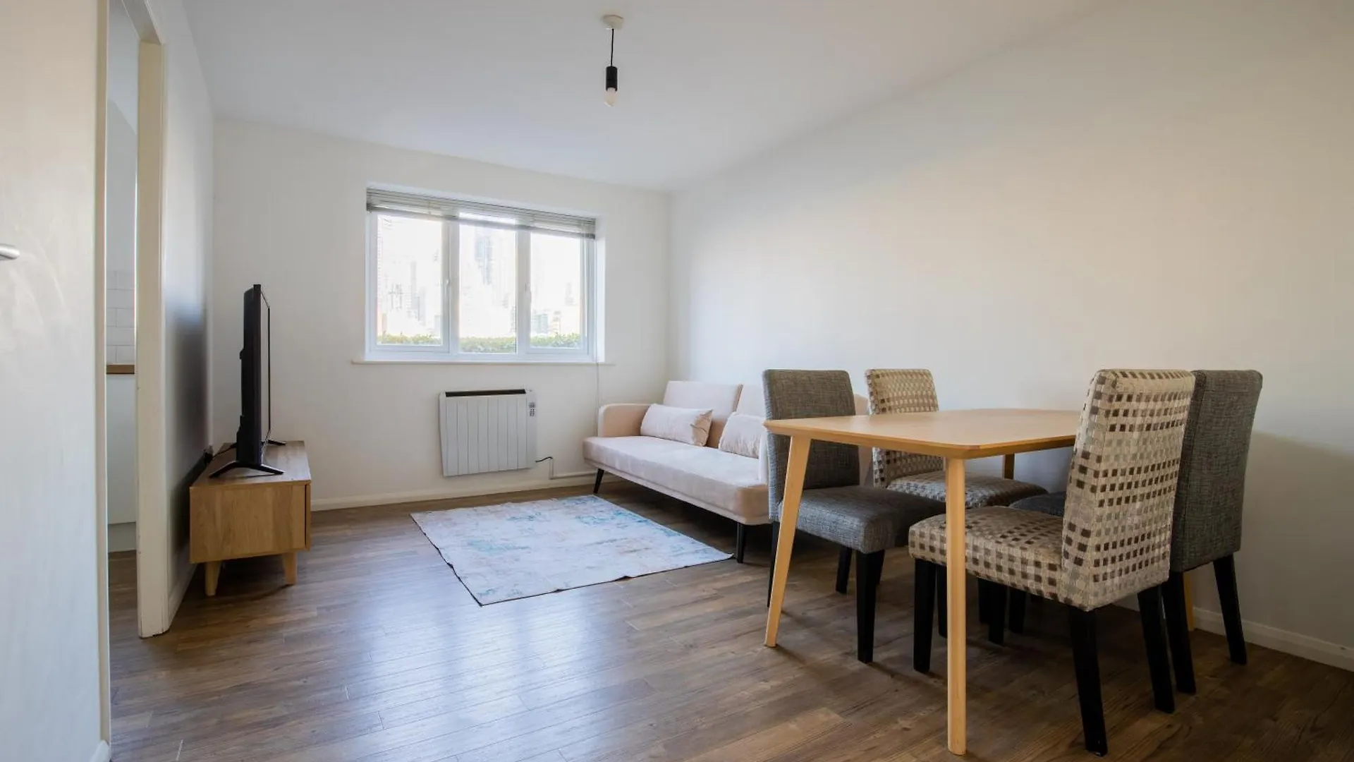 Londwell, Canary Wharf Riverfront Chic Apartment London United Kingdom