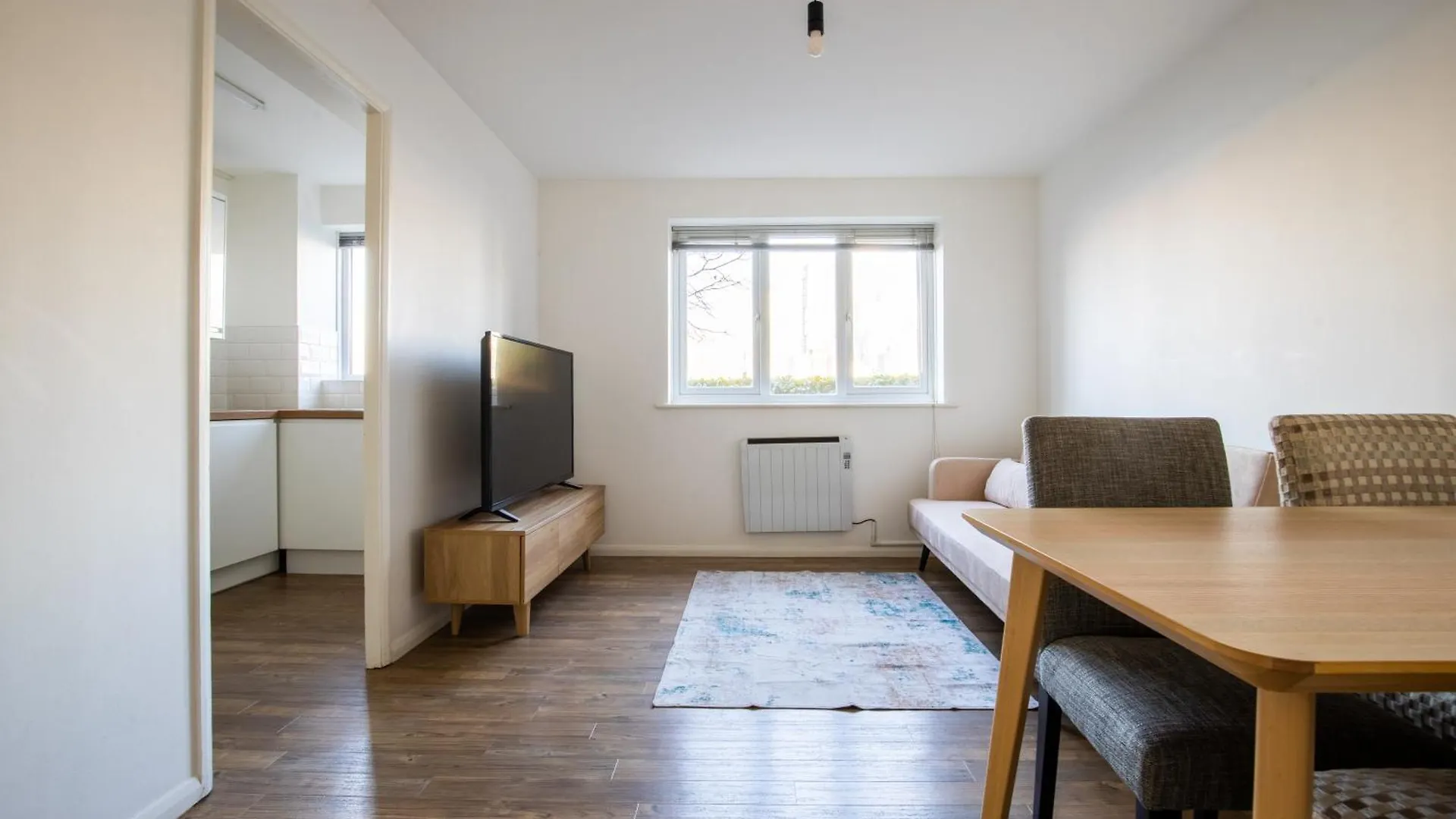 Londwell, Canary Wharf Riverfront Chic Apartment London United Kingdom